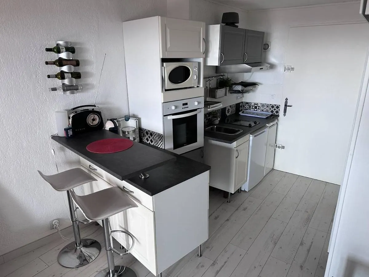 Appartement T2 Proche Mer Avec Piscine Et Parking - Fr-1-768-23 Les Issambres