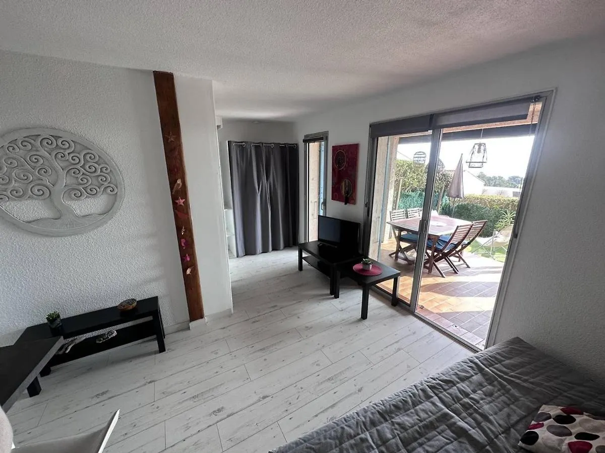 Appartement T2 Proche Mer Avec Piscine Et Parking - Fr-1-768-23 Les Issambres France